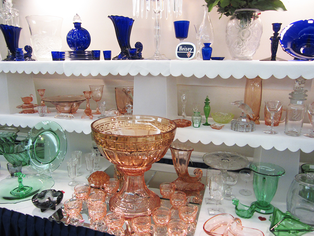 Gallery 3 - Vintage American Glass and Pottery Show & Sale